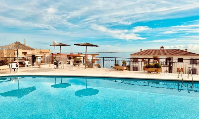 Santa Pola Apartamento | Vistas al mar, 700 metros de las mejores playas, aire acondicionado
