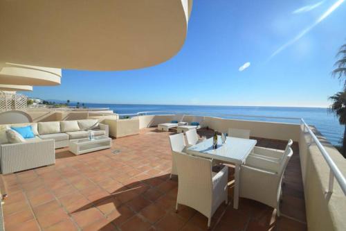 Buenas Noches Apartamento | Vistas al mar Panorámicas en Estepona