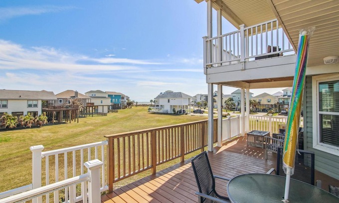 Pointe San Luis Casa | Vitamin Sea Retreat | Water Views, Pool Access