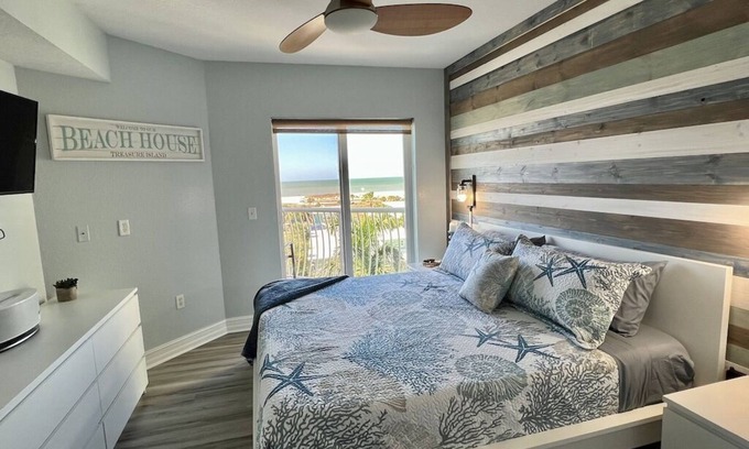 Treasure Island Condominio | Vitamin SEA & Sunset Views Treasure Island, FL find us @ oasisgetaways.us