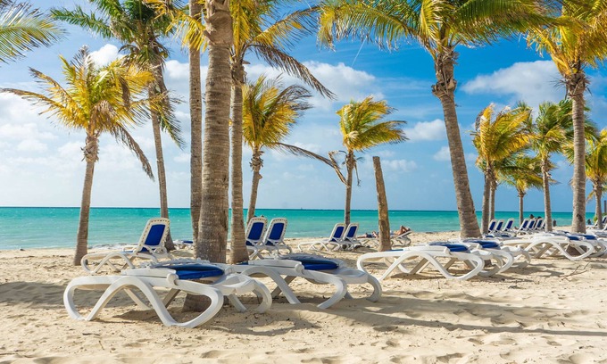 Freeport Complejo | Viva Fortuna Beach by Wyndham, A Trademark All Inclusive