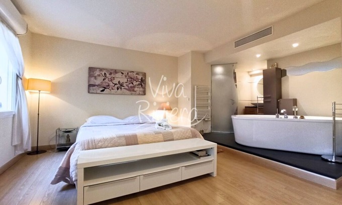 Cannes City Centre Apartamento | Viva Riviera 2 Bedrooms with swimming pool