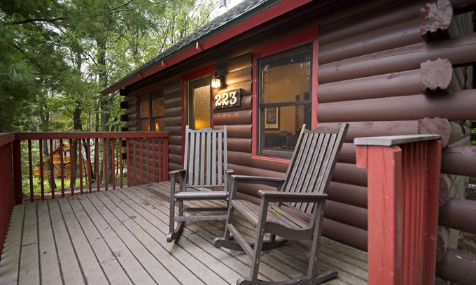 Wisconsin Dells Cabina | Christmas Mountain Village ™ - Wisconsin Dells - Cabaña de 2 habitaciones