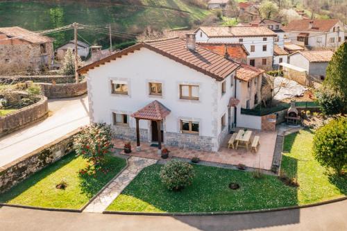 Intriago Casa | Vivienda vacacional Les Madreñes