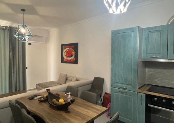Mbrostar-Urë Apartamento | Vlora Apartament(plazhi i vjeter)