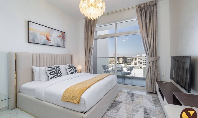 Al Barsha Apartamento | Vogue Jewelz Resident near MiracleGarden