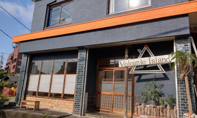Oshima Casa | Volcanic Island