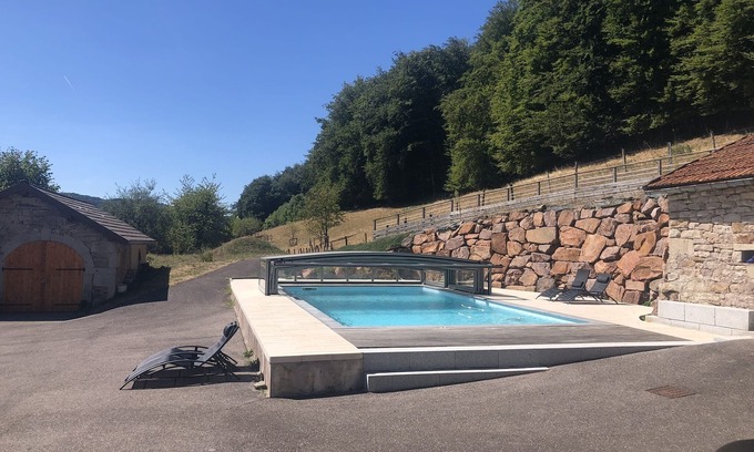 Le Val-d'Ajol Casa | VOSGOS: Hermosa casa de campo reformada, tranquila, piscina privada