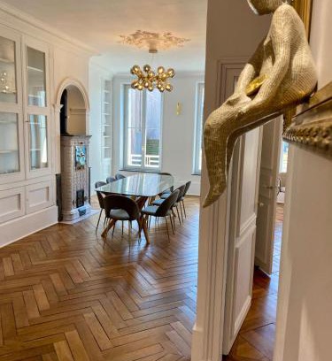 Epinal Apartamento | Vosges en Ville luxueux appartement Duplex avec sauna espace bien être au centre d'Epinal
