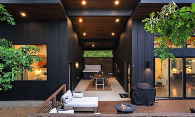 Weaverville Cabina | Voted Best Luxe Stay Hot Tub Mountain Views Asheville Glass House