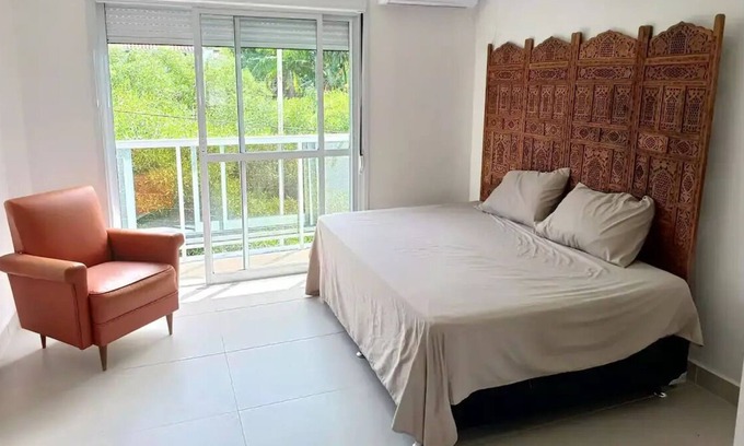 Lagoa Pequena Apartamento | Vrbo Property