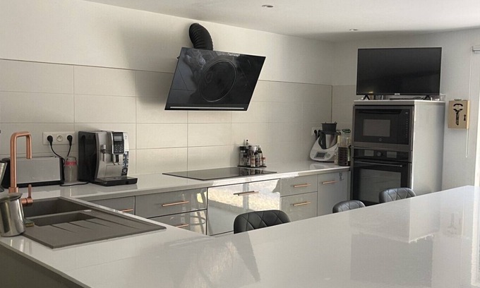 Blaincourt-les-Precy Cama Y Desayuno | Vrbo Property