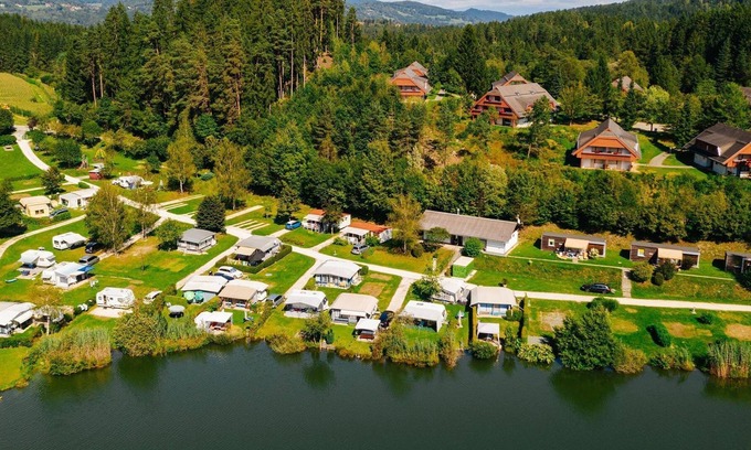 Briefelsdorf Apartamento | Vrbo Property