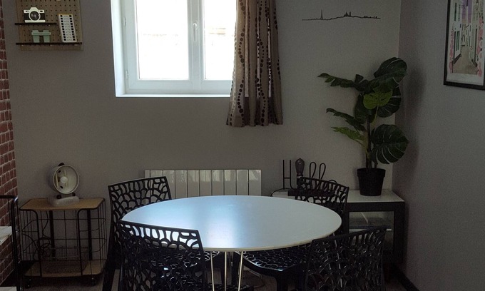 Neuville-de-Poitou Casa | Vrbo Property
