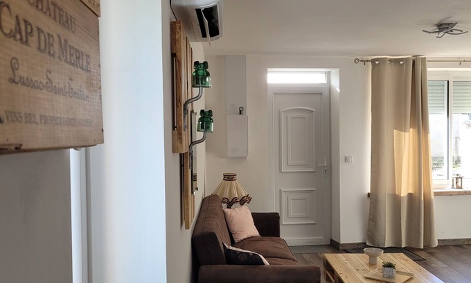 Buzancais Apartamento | Vrbo Property