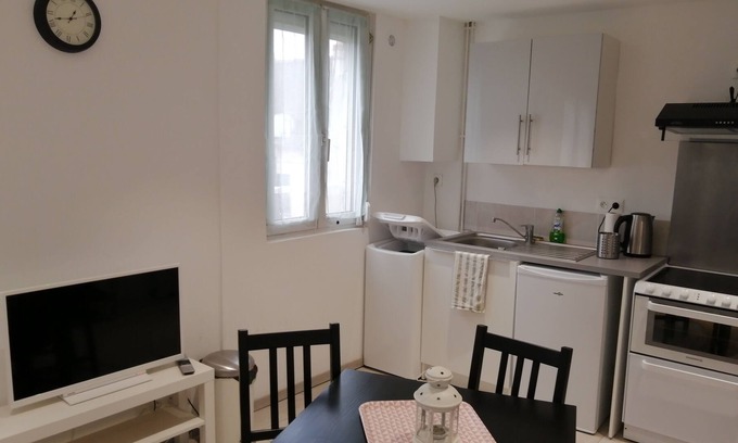 Vaugueux Apartamento | Vrbo Property