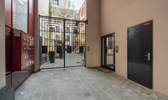 Chaillot Apartamento | Vrbo Property