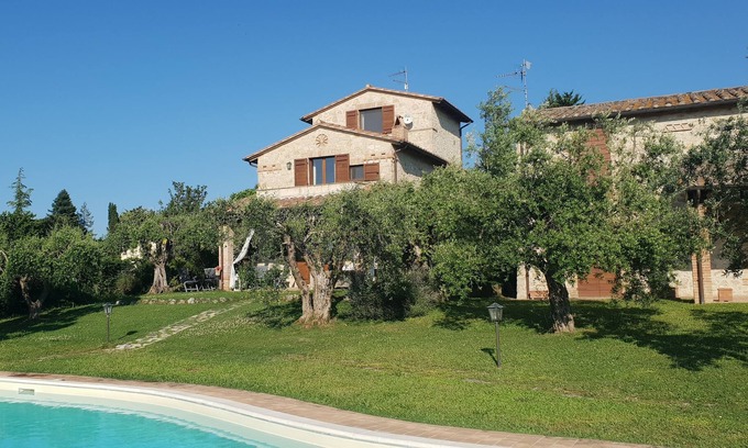 Avigliano Umbrio Cabaña | Vrbo Property