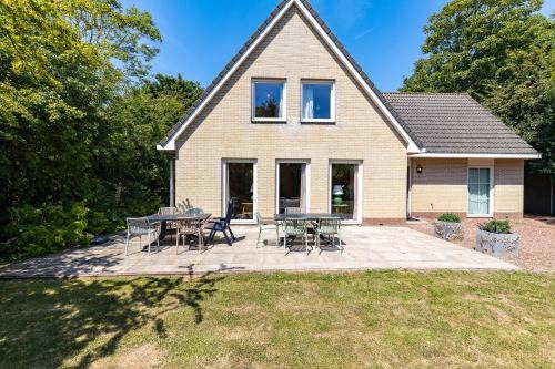 Domburg Casa | Vrijvakantiehuis Jhr de Casembrootplein 33
