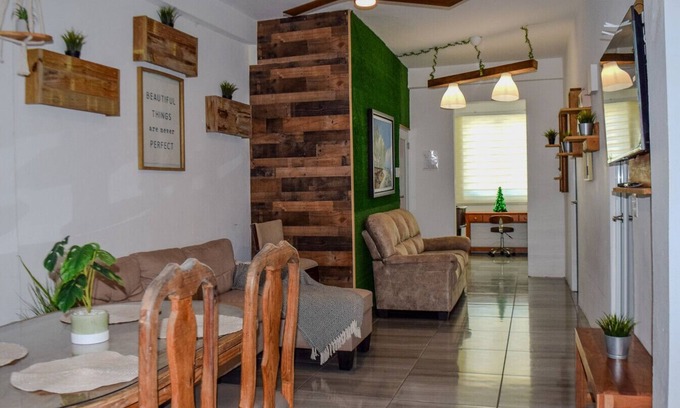 Arecibo Pueblo Apartamento | VSS Rustic: Stylish & Relaxing Escape Near Beaches