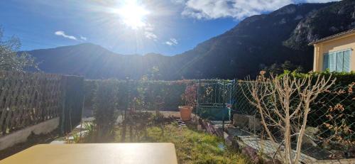 Saint-Martin-Vesubie Apartamento | Vue époustouflante & Jardin à Saint-Martin-Vésubie