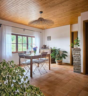 Aywaille Apartamento | Vue sur les collines