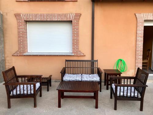 Poyales del Hoyo Casa | VUT LA TABERNA I