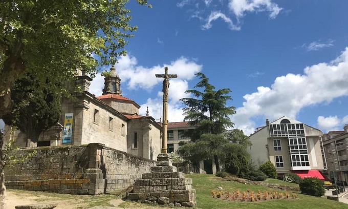 Allariz Apartamento | VUT-OR-182 Atico Emilia Pardo Bazán