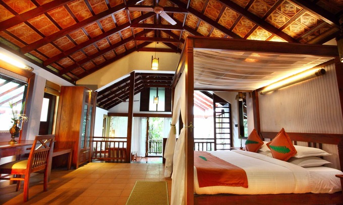 Kunnathidavaka Hotel | Vythiri Resort