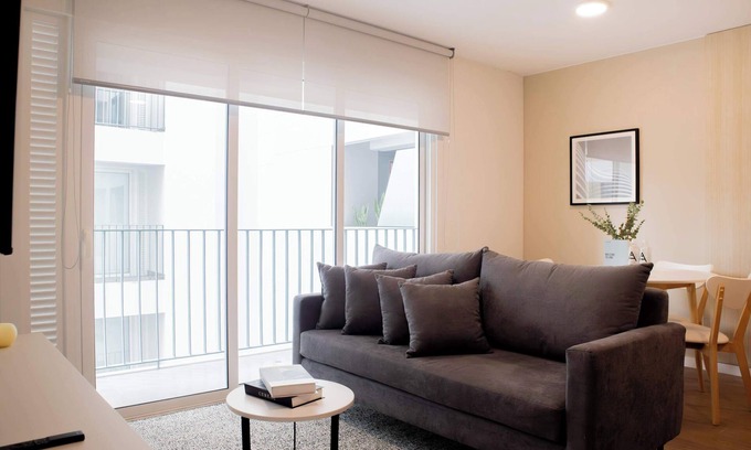 Leuro Apartamento | w* | Charming 2BR Stay in Miraflores