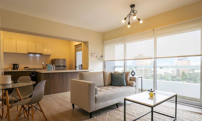 Leuro Apartamento | w*| Fantastic 2BR w/ modern balcony in Miraflores