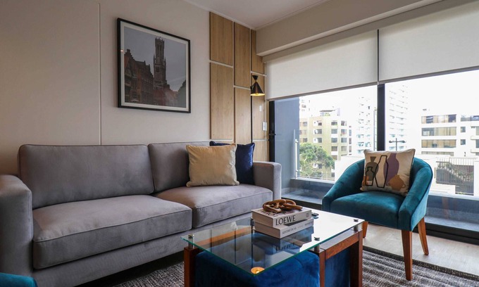 Reducto Apartamento | w* | Majestic 2BR in Miraflores near Larcomar