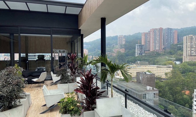 El Poblado Apartamento | w* | Relaxing 1BR w/Pool in Iconic Energy Building