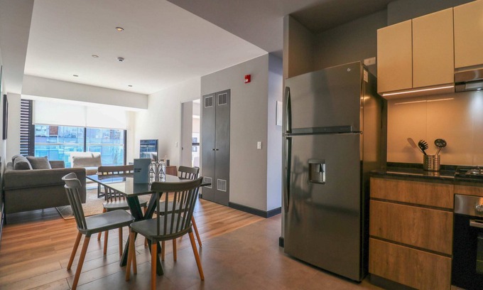 San Isidro Centro Financiero Apartamento | w*| Resplendent 2BR w/ Great Balcony in San Isidro