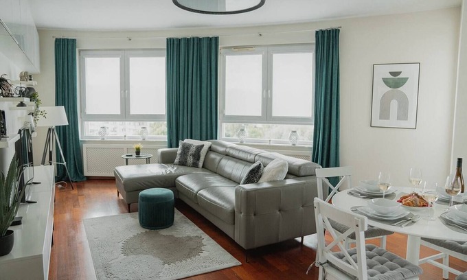 Ursynow Apartamento | Wańkowicza 1 | Apartment | Near Metro | Parking