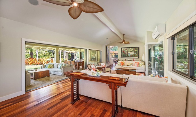 Kuliouou - Kalani Iki Casa | Waialae Golf Estates Tranquil Home w/Private Pool-Exclusive Golf Course View