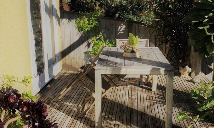 Waikanae Cabaña | Waikanae Beach House, Olde Beach
