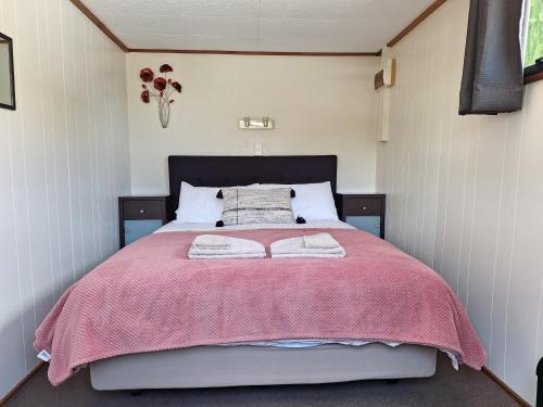 Waikawa Bay Otro | Waikawa Bay Self Contained Cabins