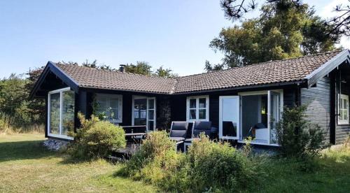 Sklskr Casa | Wake Up With Water Views From Omø