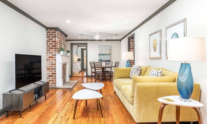 Savannah Victorian District Condominio | Waldburg Garden | Pet Friendly, Historic Savannah!