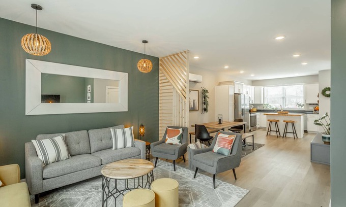 Chattanooga Casa | Walk Bike Swim! Pool + Downtown + Riverwalk