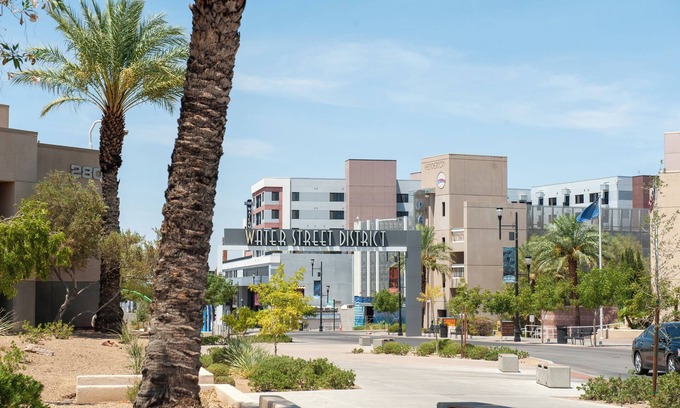 Townsite Casa | Walk On Water Street - Townhouse in historic downtown Henderson