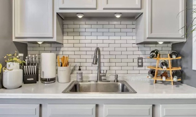Lower Lawrenceville Apartamento | Walk to Arsenal Park! Cozy & Comfy Studio up to 4Pax