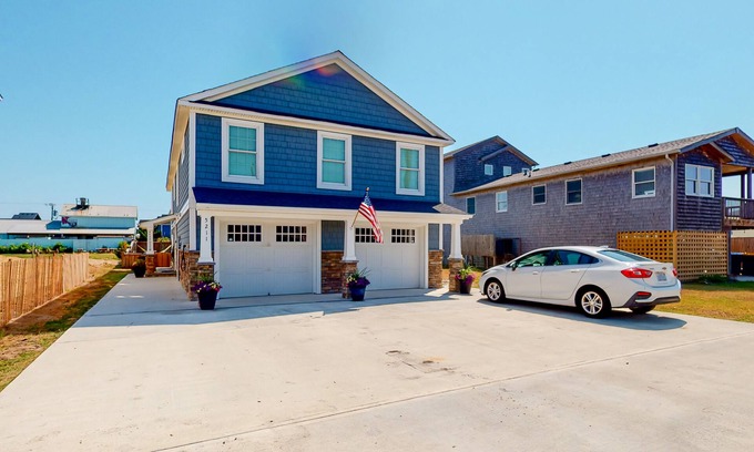 Kitty Hawk Condominio | Walk to Beach 1BR 1st-Floor | Patio | Kitchenette