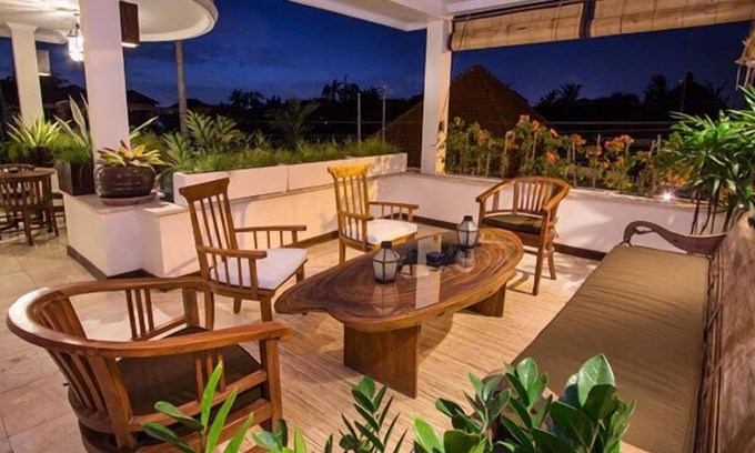 Sanur Villa | ¡Camina hasta la playa, cafeterías y spas! Tarifas especiales para 2017!