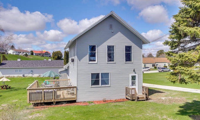 Algoma Casa | Walk to Beach: Home w/ Game Room & Yard in Algoma!