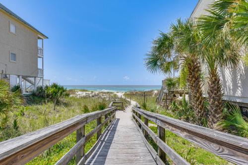 West Panama City Beach Casa | Walk to Beach Resort Getaway in PCB!