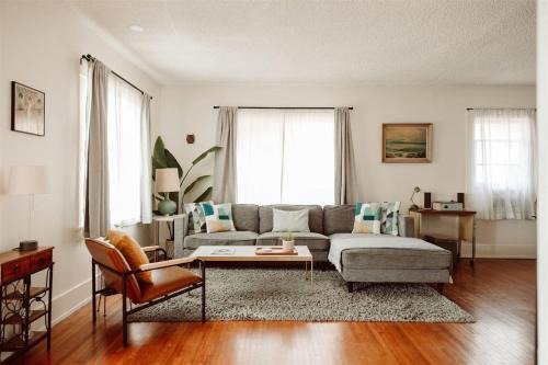 Belmont Heights Casa | Walk To Beach Restaurants - 5 Guests