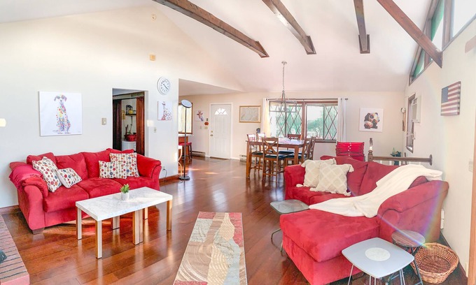 Lake Ariel Chalet De Esquí | Walk to Beach, Spacious Backyard