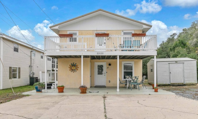 Kiska Beach Casa | 🌊Walk to Beach-Dog Friendly-Great Location-Sand Dollar🌊